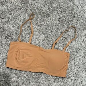 Abercrombie next to naked Strapless Bralette small